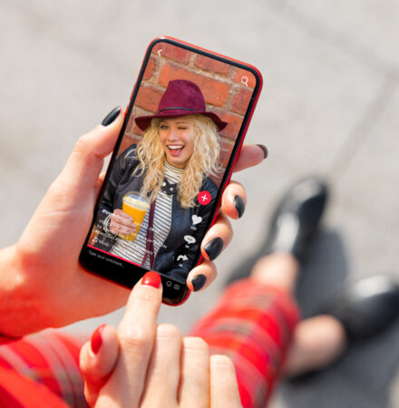 Kleinunternehmerregelung für Influencer:innen in Österreich – wann ein Verzicht auf diese Regelung sinnvoll sein kann